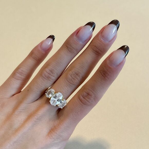 Luxury diamond ring #1359 - Picture 5 of 5